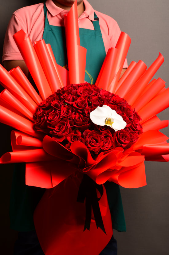 Luxury Red rose bouquet