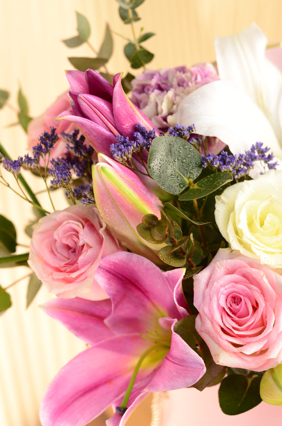 pink & Lily flowers box