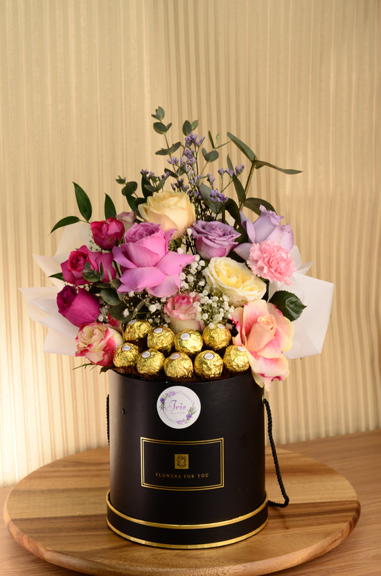 Pink flowers Box with chocolate