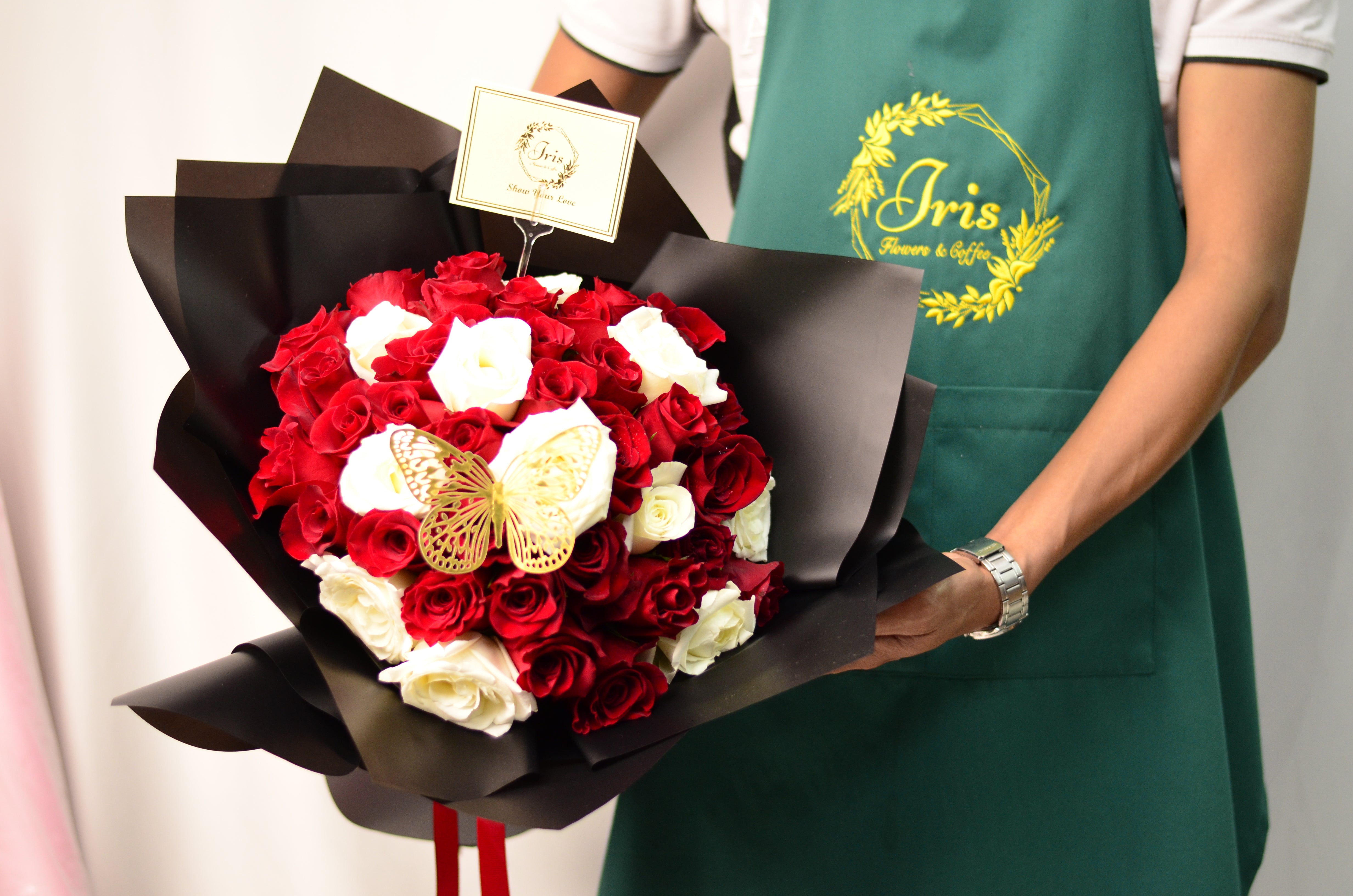 Choosing Flowers as a Birthday Gift IrisFlowersandcoffee