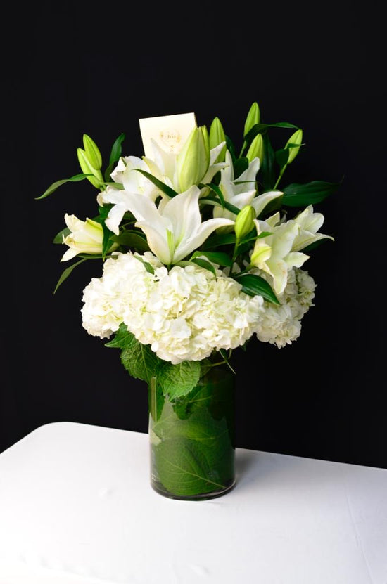 Luxury White flowers vase