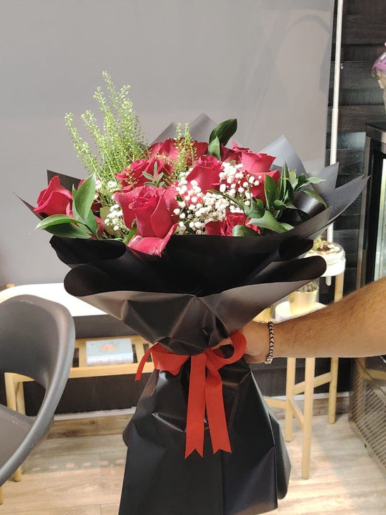 15 Red rose bouquet