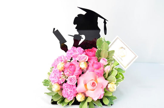 Graduation pink flowers tray