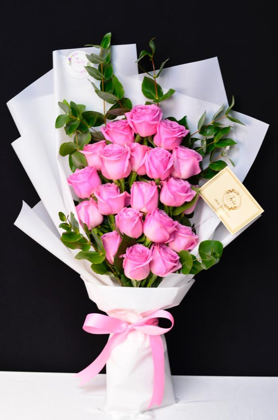 25 Pink rose bouquet 🌷