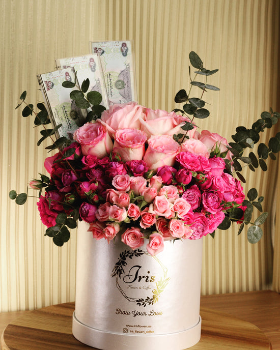 Luxury Pink flowers box (Money not included)